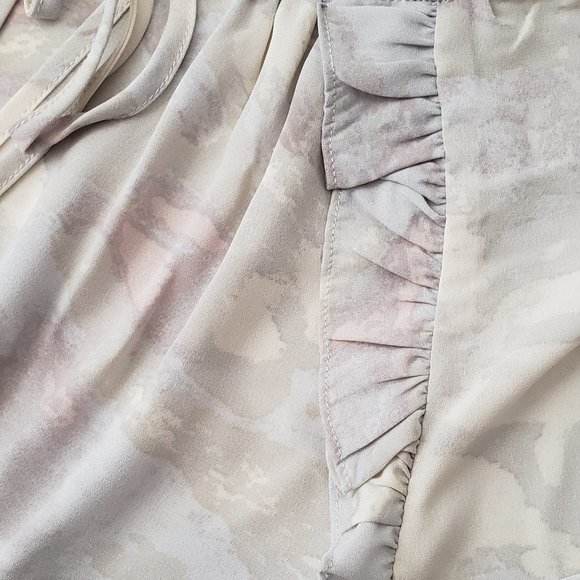 ZAC & RACHEL Front Tie Top - Picture 4 of 10